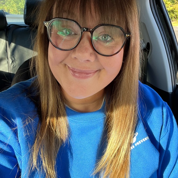 Meet your Posher, Courtney - Picture 1 of 1